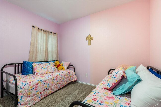 Building Photo - 509 Halfmoon Dr