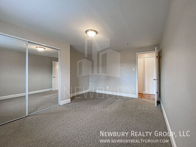 Building Photo - 1848 Chessland St