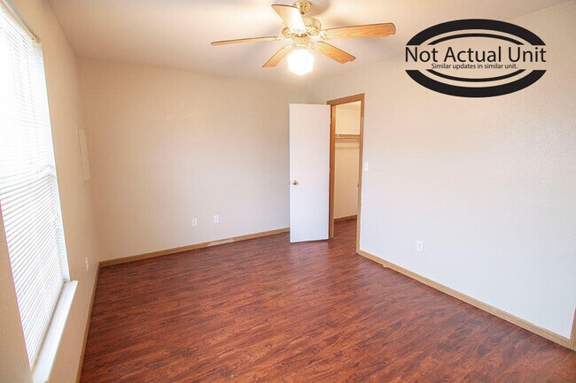 Building Photo - 1505 Native Dancer Ct