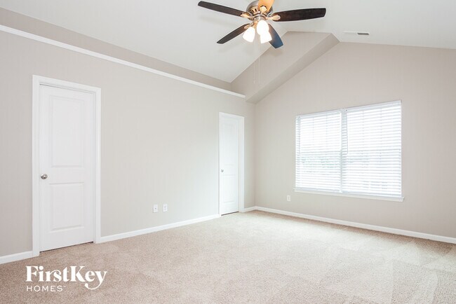 Building Photo - 3707 Ernie Dr