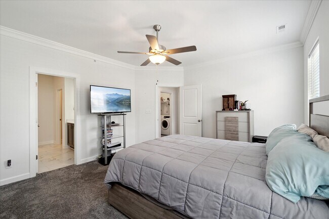 Building Photo - 208 Laydon Way