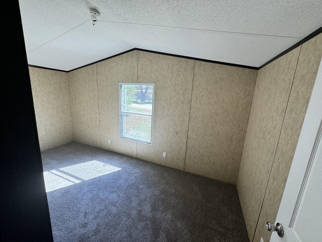 Building Photo - 10523 Shadow Wood Cir