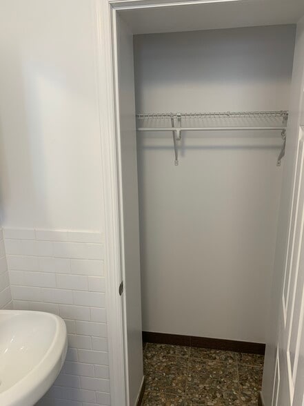 Building Photo - 3220 35th St