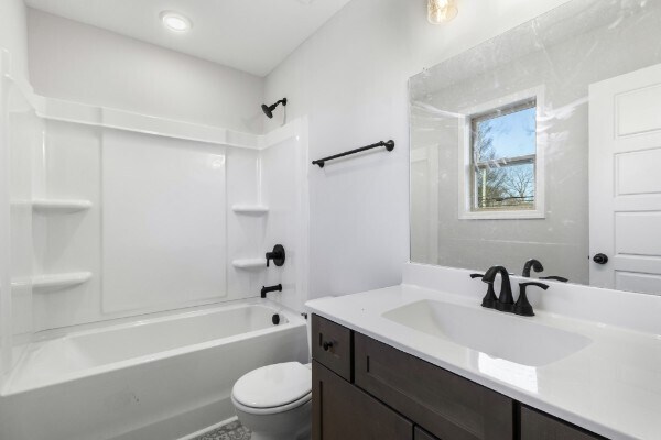 Primary Bedroom Bath - 704 Crossland Ave