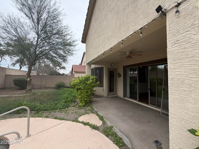 Building Photo - 8774 W Lane Ave