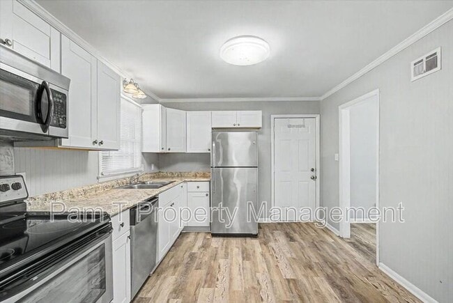 Building Photo - 1719 E 59th St