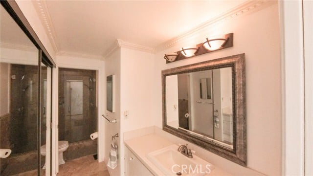 Building Photo - 2575 E 19th St