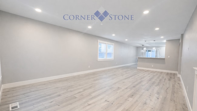 Building Photo - Beautiful Remodeled Home in Boise!