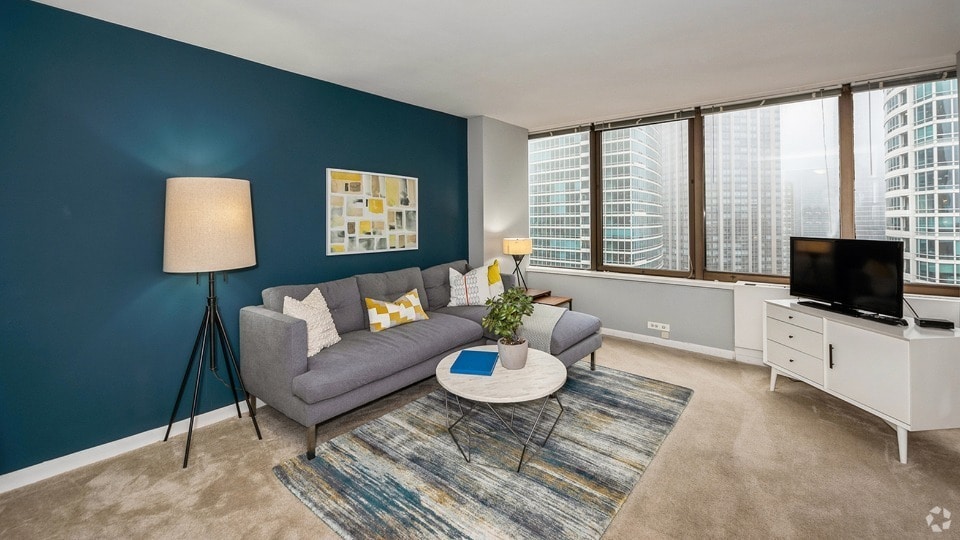 Off Campus Apartments For Rent Near Northwestern University Chicago Campus In Chicago Il Apartment Finder