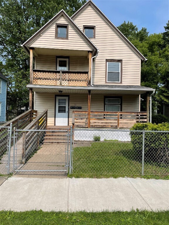 Primary Photo - 35 Allen St