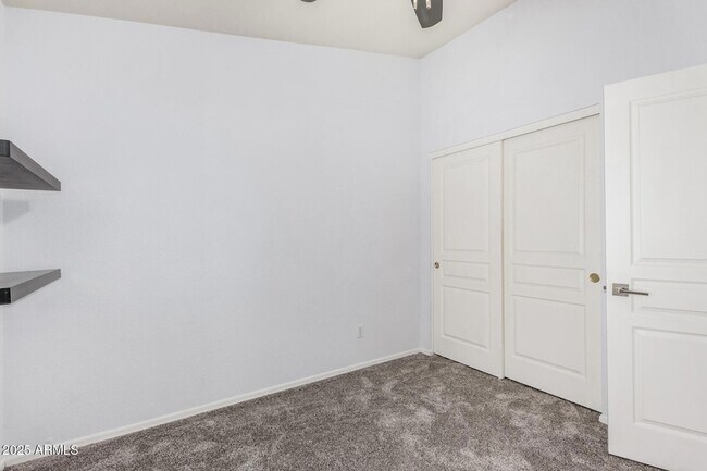 Building Photo - 3022 E Captain Dreyfus Ave