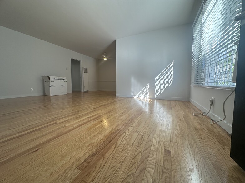 Building Photo - 8363 Blackburn Ave