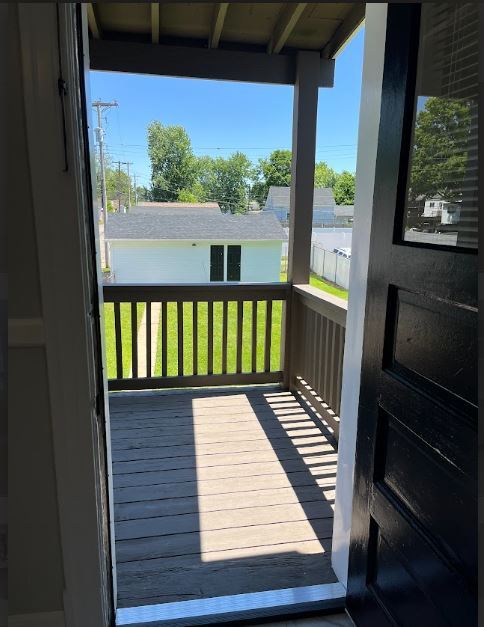 Deck Off Kitchen - 5222 Morganford Rd