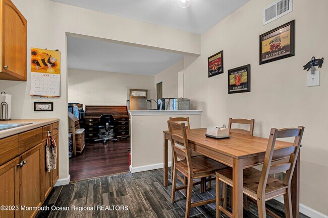 Building Photo - 47 Mizzen Dr