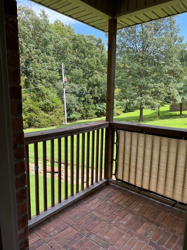 Building Photo - 2556 S College Dr