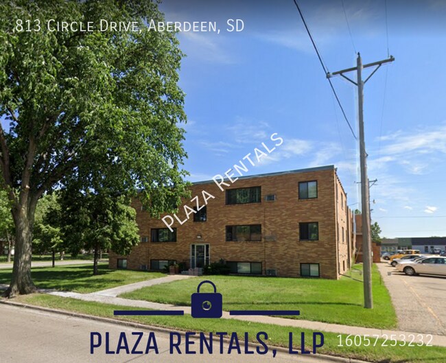 Building Photo - 2120 3rd Ave SE