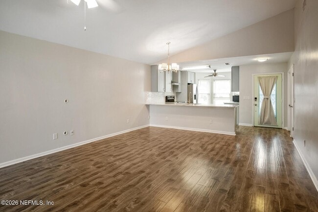 Building Photo - 1329 Cove Landing Dr