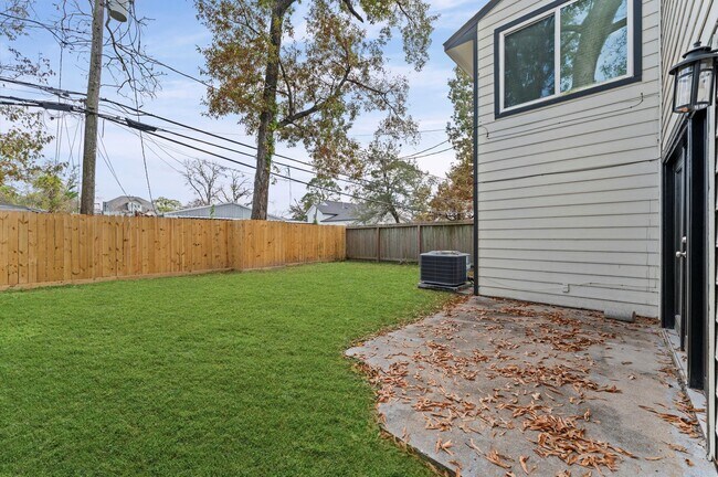 Building Photo - 1508 Early Ln