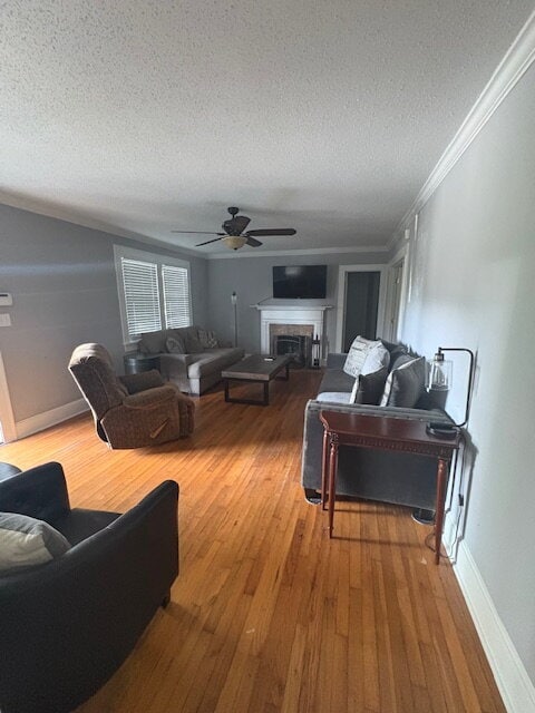 Building Photo - "Charming 2-Bed, 2-Bath Sanctuary with 1,5...