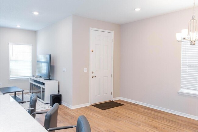 Building Photo - 387 Crossings Ave