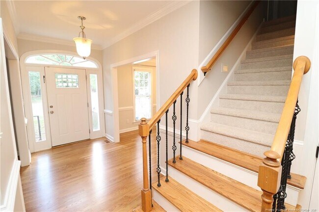 Building Photo - 107 Hardaway Ct