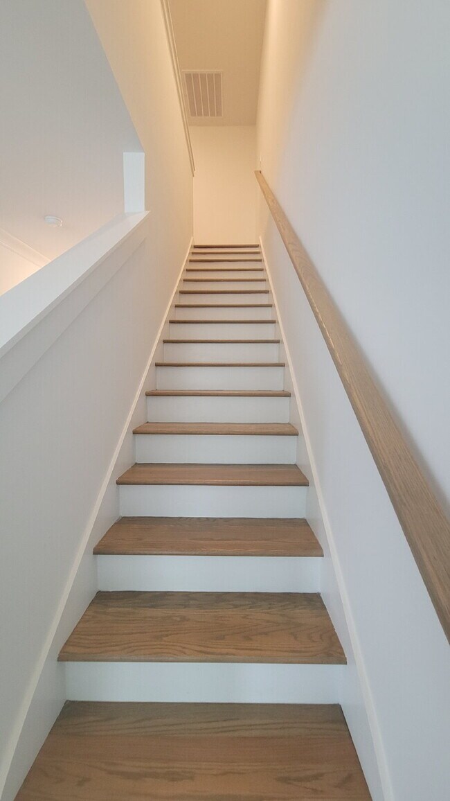 Building Photo - Section 8 Welcome, New Build!!!  "Charming Huntsville Home: 3-Bedroom, 2.5-Bath Gem with Granite ...