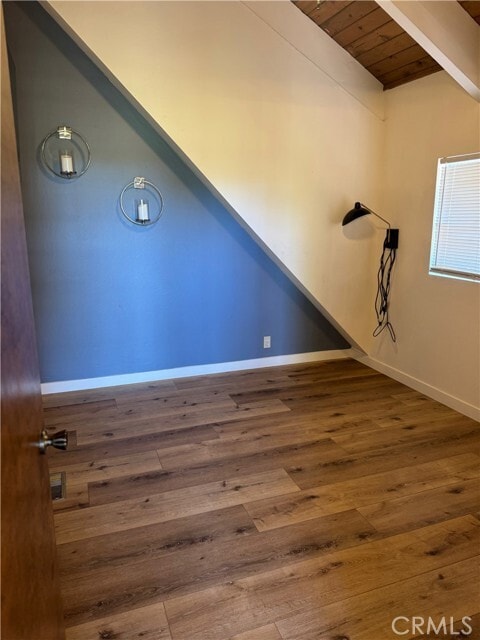 Building Photo - 956 Teakwood Dr