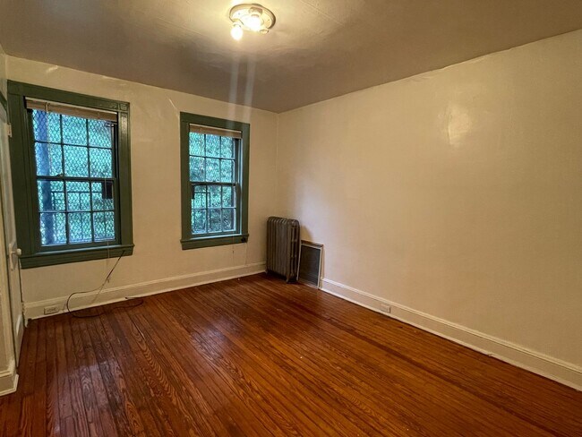 Building Photo - 3125 Guilford Ave