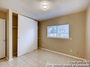 Building Photo - 5946 Cliff Bank St