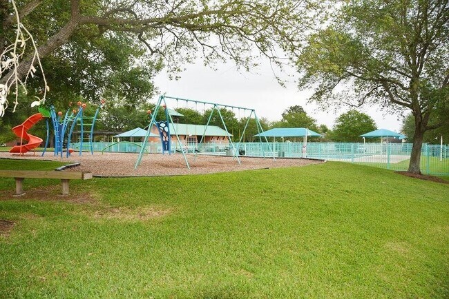 Building Photo - 10023 Hickory Trail Ln