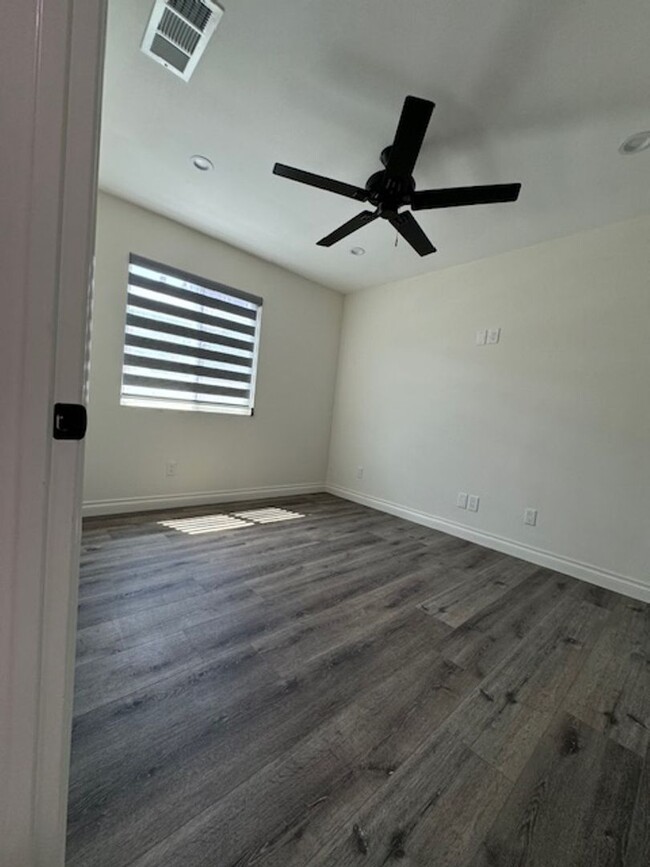 Building Photo - Luxurious Rental Opportunity in Norwalk, CA!