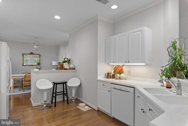 Building Photo - 2002 Peggy Stewart Way