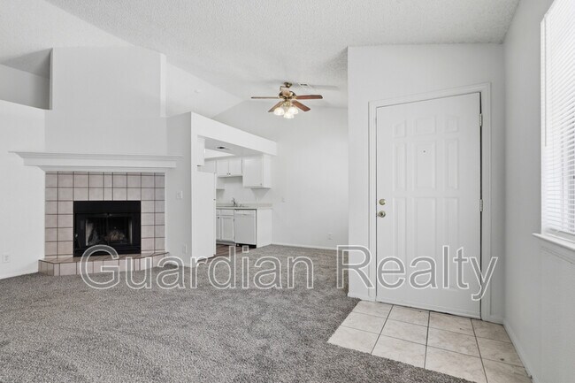 Building Photo - 5355 Rod Ct