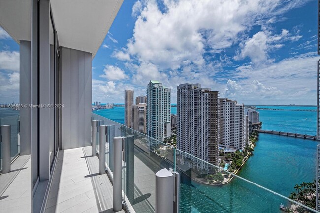 Building Photo - 300 Biscayne Blvd Way