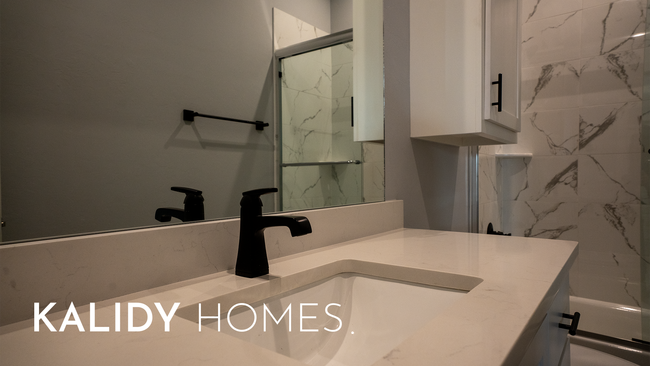 Building Photo - 308 W 3rd St