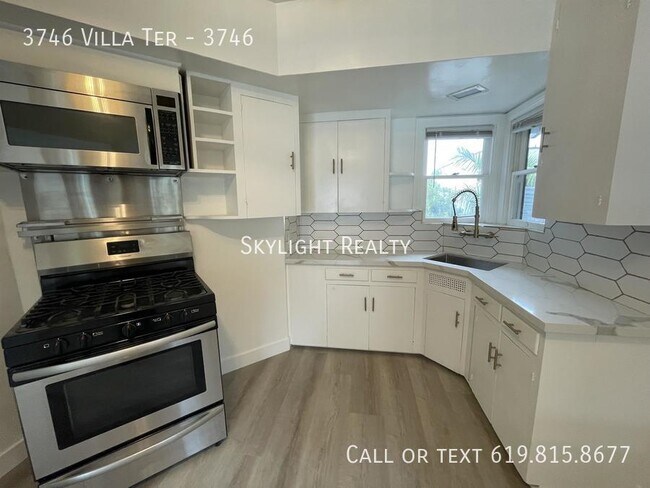 Building Photo - 3746 Villa Terrace