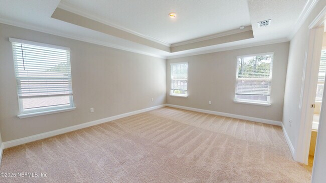 Building Photo - 1025 Wilmot Pl