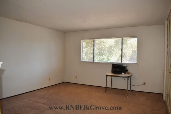 Building Photo - 8700 Cullen Ct