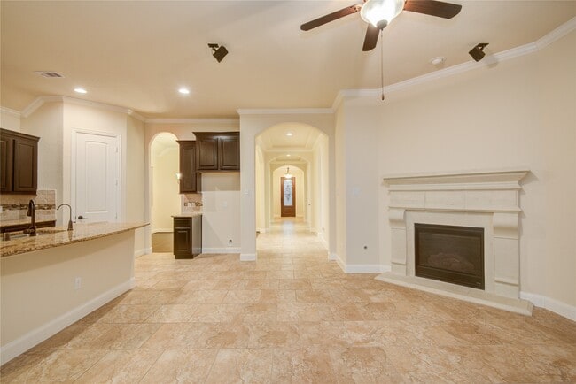 Building Photo - 27330 Aspen Falls Ln