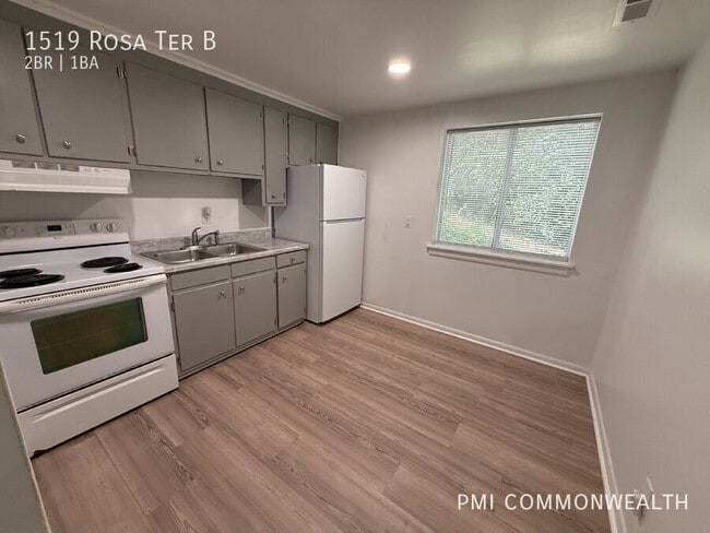 Building Photo - 1519 Rosa Terrace