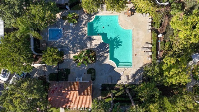 Building Photo - 31 Gaviota