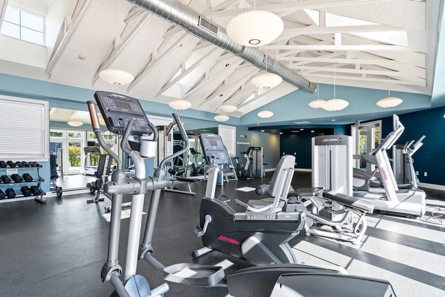 Building Photo - Rosemont Square