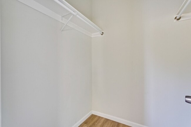 Building Photo - Excellent 2 bed 1 Bath ADU