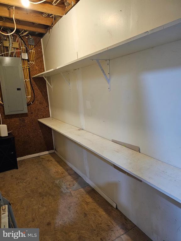 Building Photo - 133 Meadows Rd