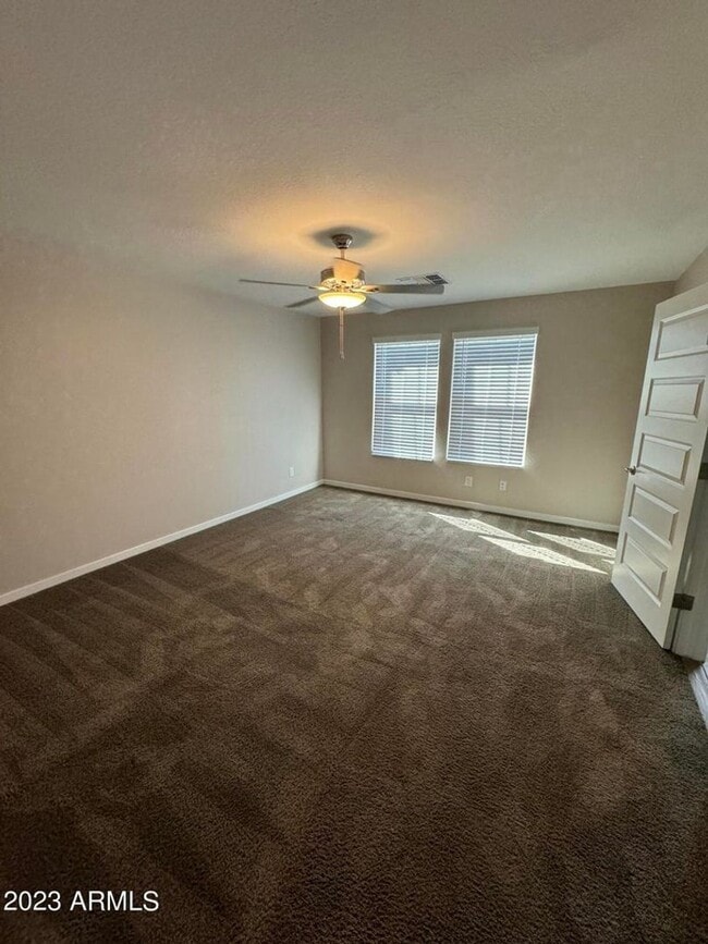 Building Photo - Newer townhome for rent in Tempe!