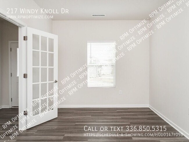 Building Photo - 217 Windy Knl Dr