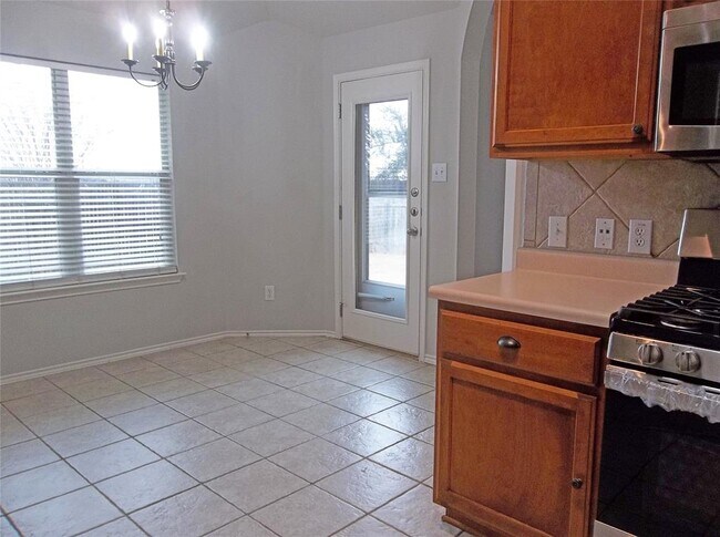 Building Photo - 110 Fossil Trail