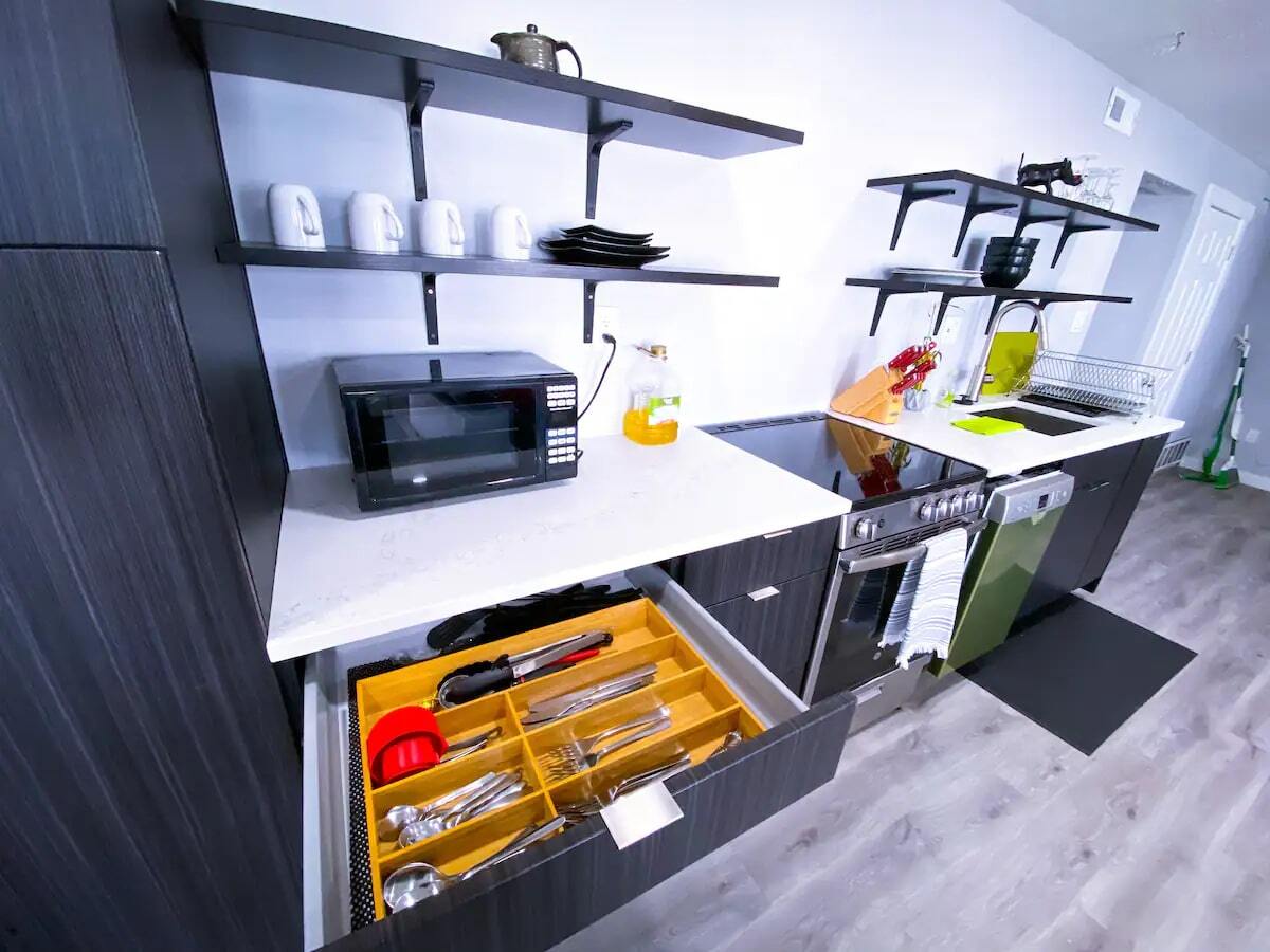 Building Photo - 14380 Henry Day Rd