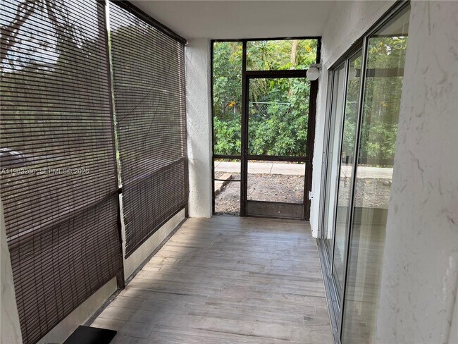 Building Photo - 2700 Coral Springs Dr