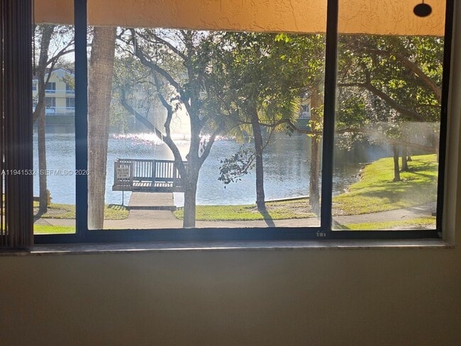 Building Photo - 8592 W Sunrise Blvd